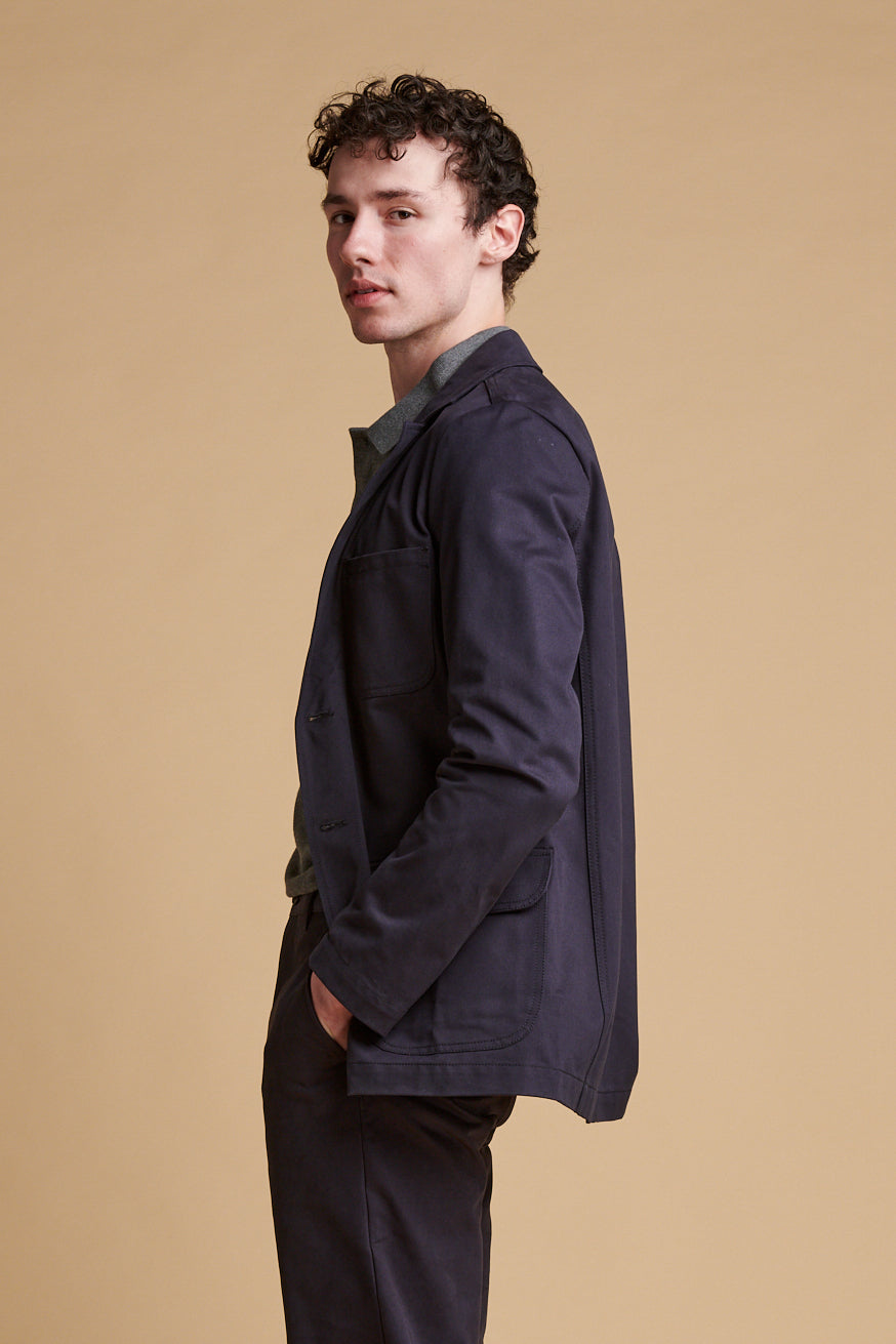 Male wearing dark navy James single breasted blazer.