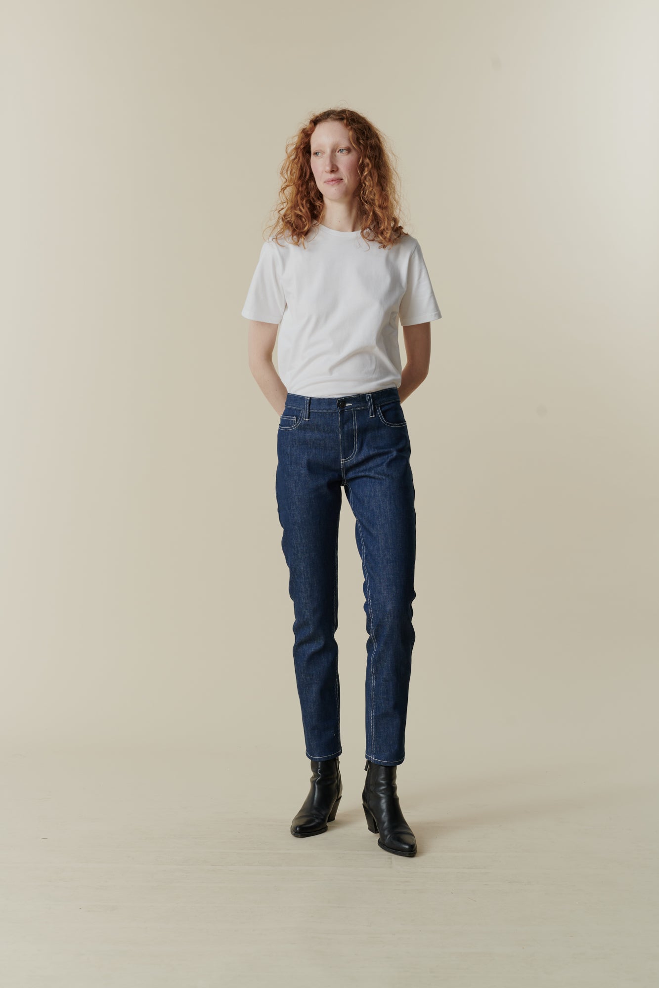 Women's Straight Leg Mid Rise Denim Jeans - Blue