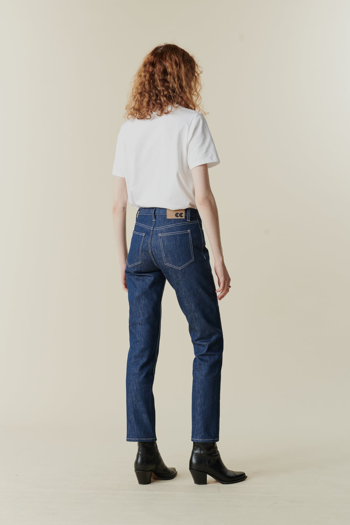Women's Straight Leg Mid Rise Denim Jeans - Blue