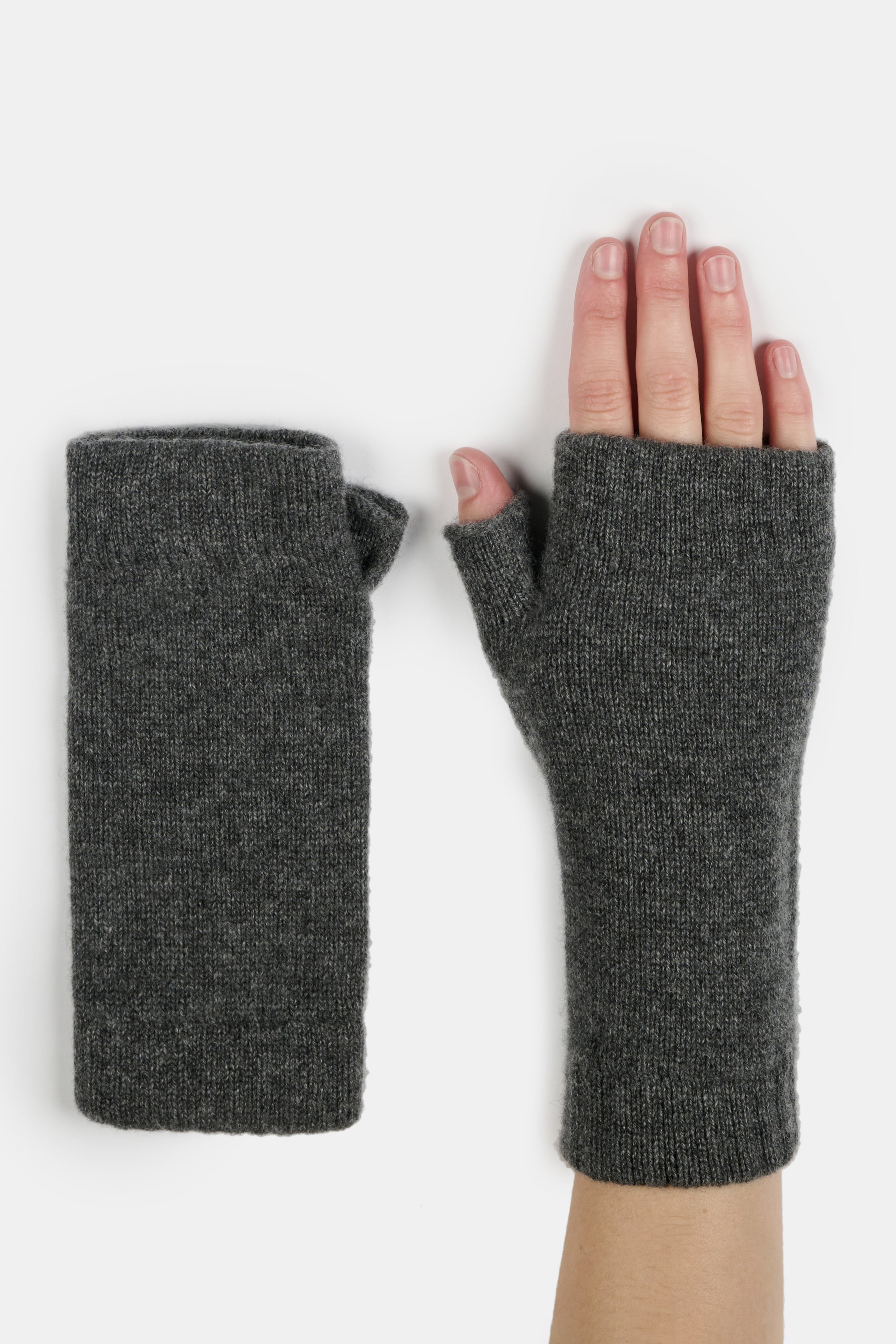 Cashmere Wrist Warmer - Charcoal