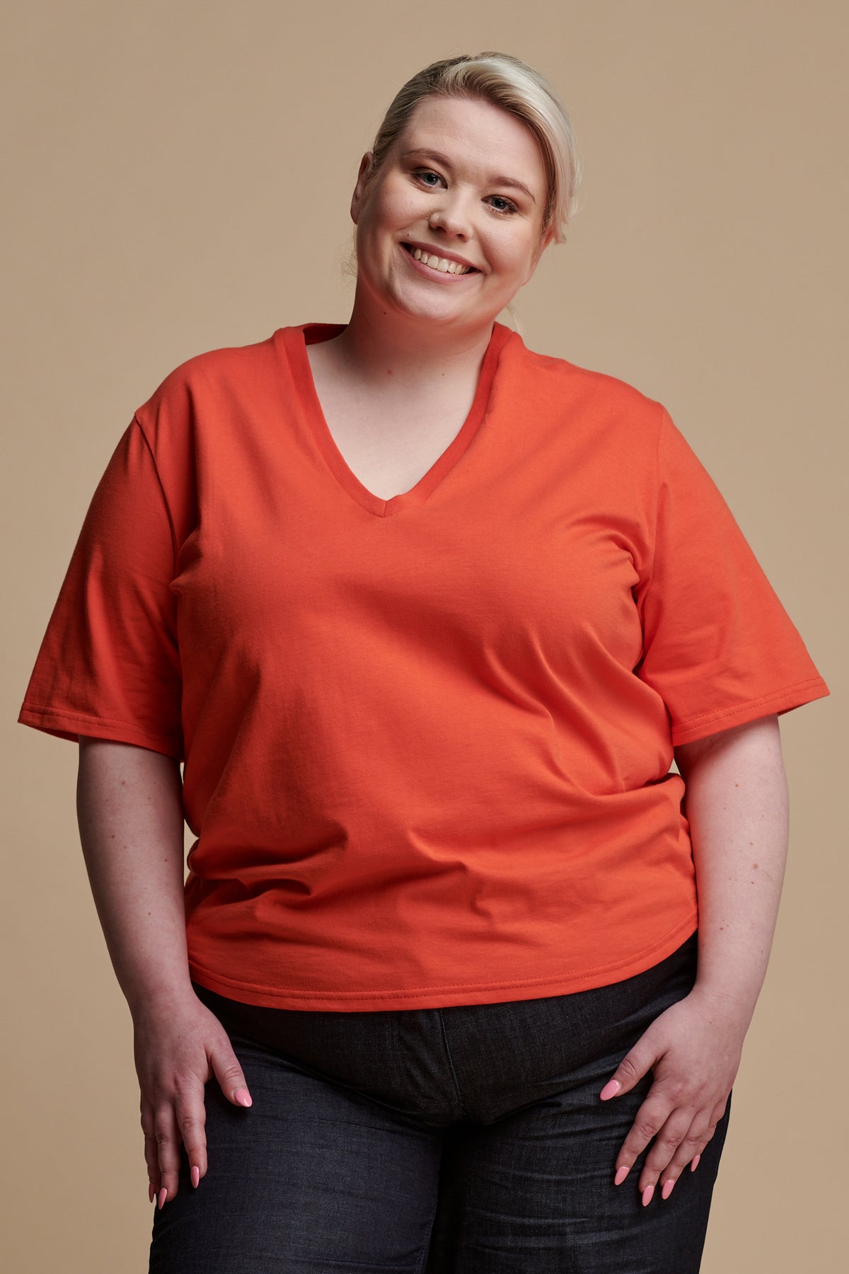 Women's Short Sleeve V Neck T Shirt  - Flame Red