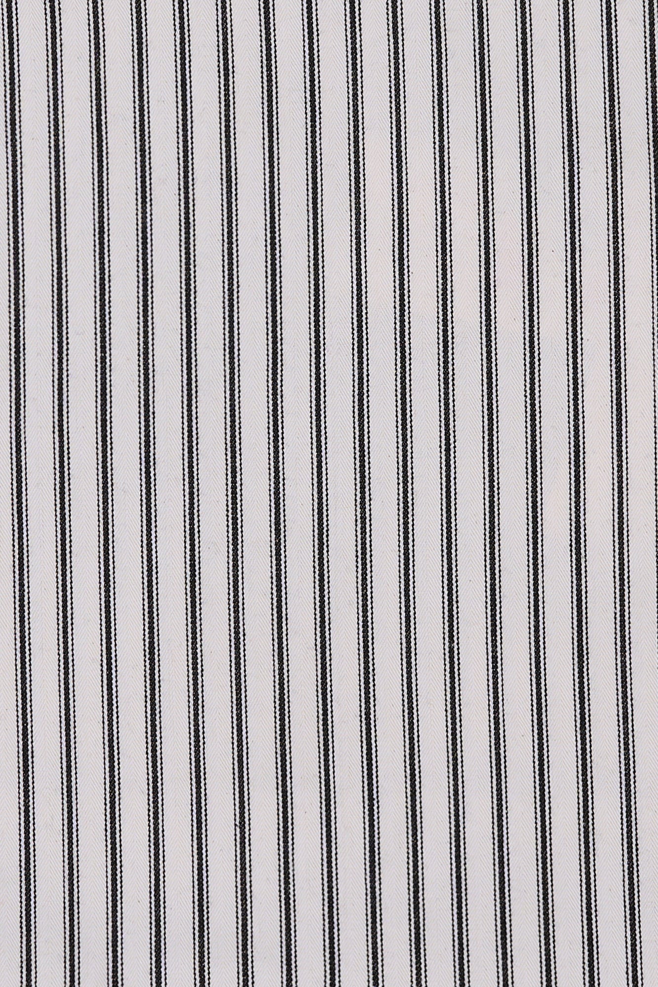Pouch Medium- White/Black Stripe