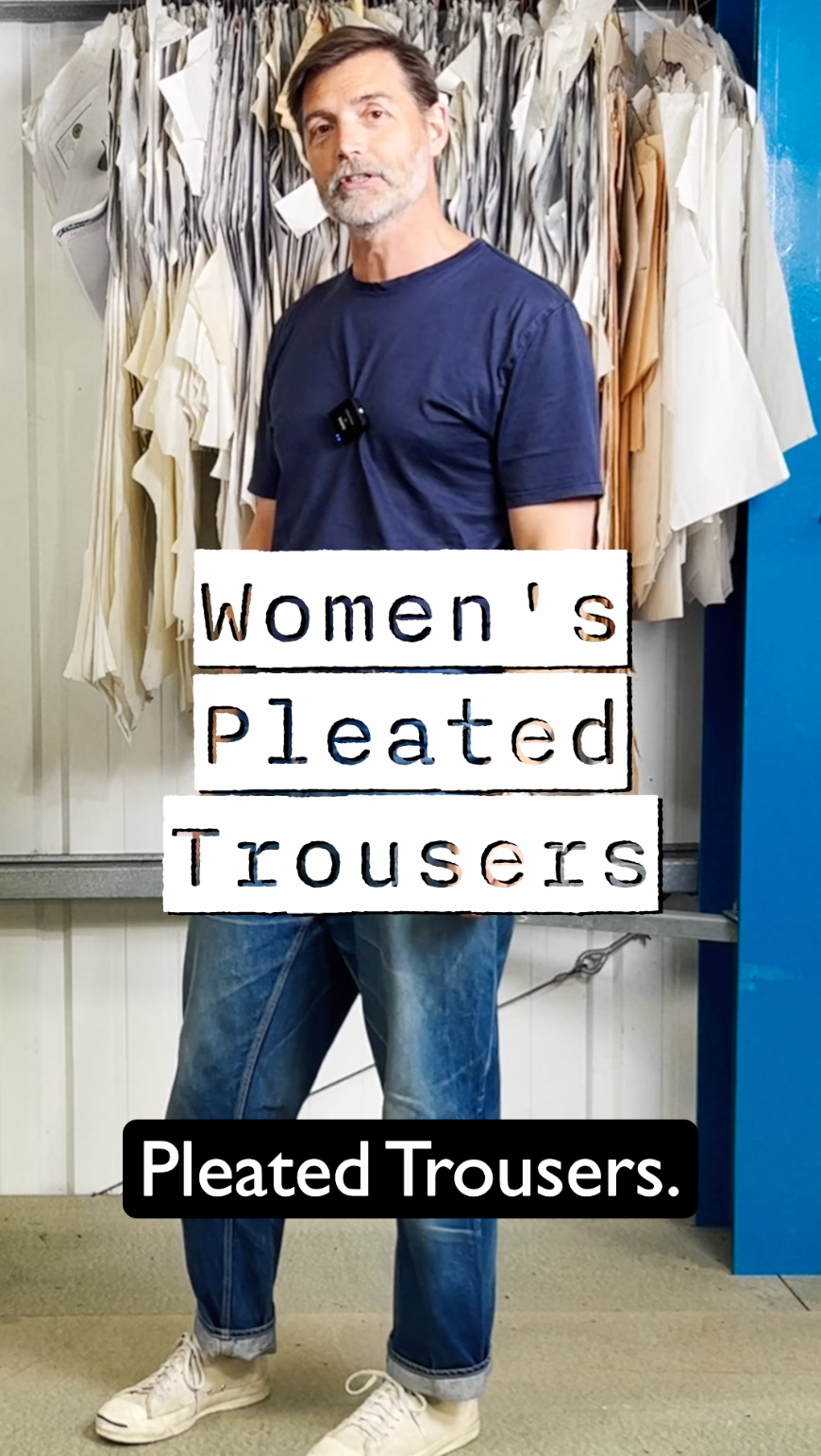 Women's Pleated Trousers- Navy
